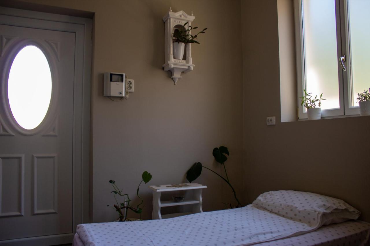 YOX apartment 1 Oradea Extérieur photo